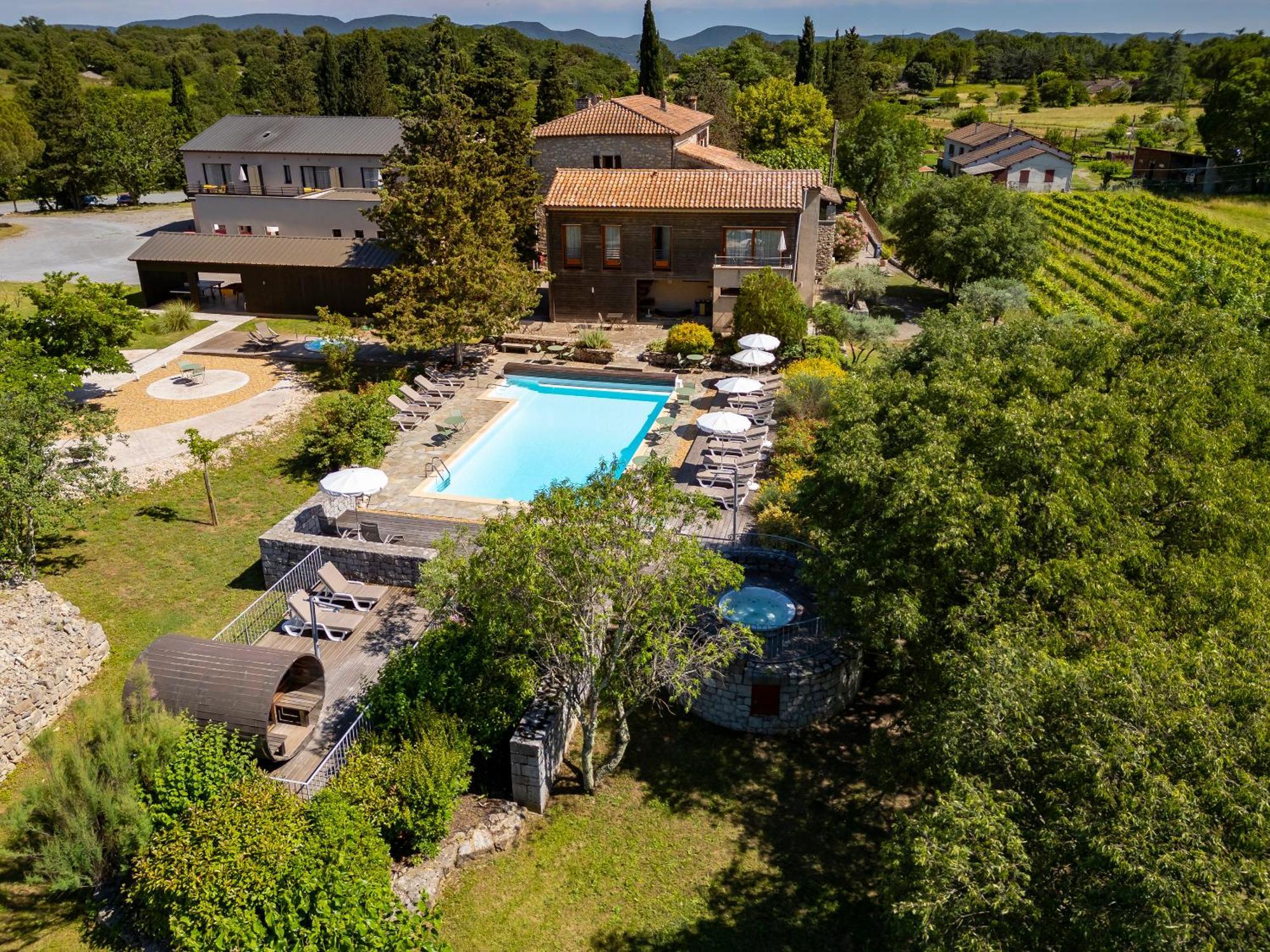 Logis Auberge Les Murets Hotel Restaurant Spa Chandolas المظهر الخارجي الصورة